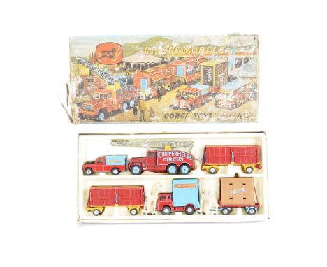 A Corgi Major Toys Gift Set 23 Chipperfield's Circus Models, 2nd issue, set comprises 1121 Crane Truck, 1123 Animal Cage (2),