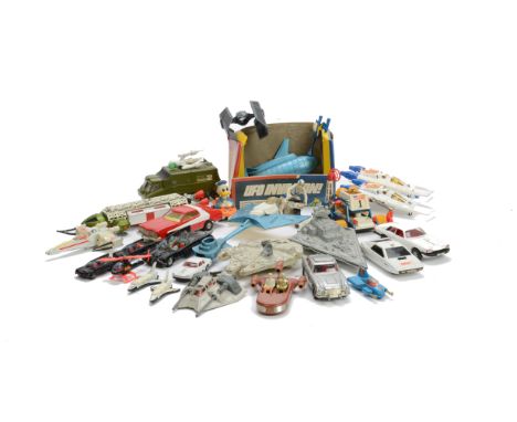 TV & Film Related Diecast, including Dinky Toys 106 Thunderbird 2, 353 UFO Shado 2 Mobile, 359 Eagle Transporter, Corgi Toys 