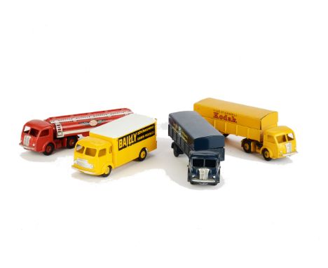 French Dinky Large Commercial Vehicles, 33an Simca Cargo Van 'Bailly', VG-E, minor roof retouch, 32ab Panhard 'SNCF', G-VG, c