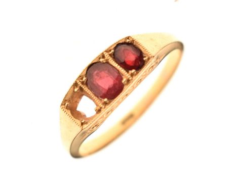 Garnet-topped doublet 18ct gold ring, stamped '18ct', size O½, 4.1g gross approx (one stone missing, a/f)