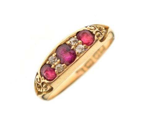 Victorian ruby, garnet-topped doublet and diamond 18ct gold ring, the three red stones with pairs of old cut diamonds in betw