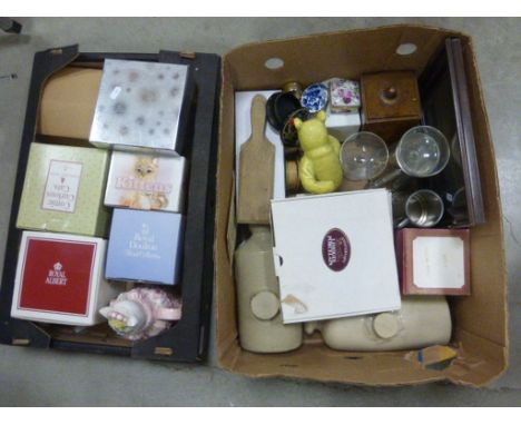 Boxed Border Fine Arts Comics and Curios Cat, Boxed Royal Albert Old Country Roses Flower Basket, Boxed Two Country Artist Ki