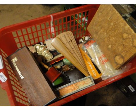 Caddy spoons, pen, fan, etc.