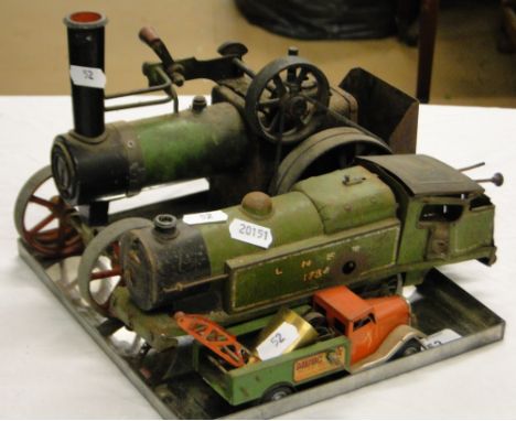 A Mamod TE1A steam engine and 2 others.