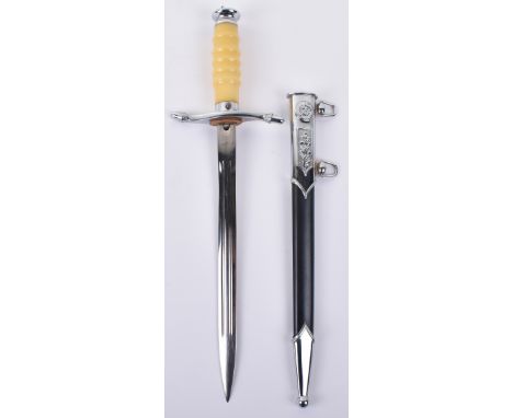 East German (D.D.R) Army Officers Dress Dagger, near mint condition East German army officers dress dagger complete with the 