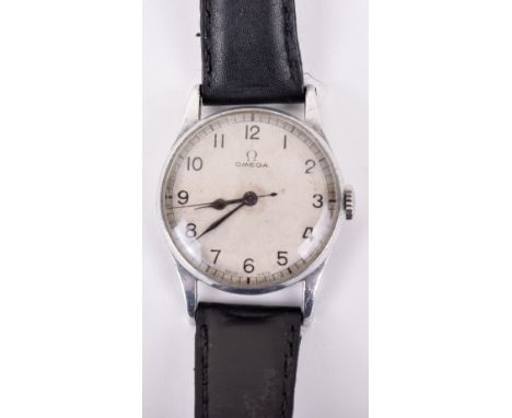 Omega H.S.8 Fleet Air Arm Pilots Watch, white dial with Arabic numbers, centre seconds and non-luminous hands. Rear of the ca