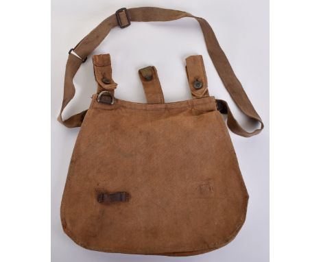 WW1 German Bread Bag with Shoulder Strap, good example of a brown canvas bread bag which is complete with the original canvas