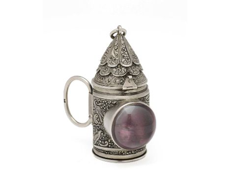 A VICTORIAN NOVELTY SILVER 'RAILWAY SIGNAL LAMP' COMBINED VINAIGRETTE / SEWING COMPENDIUM, SAMPSON MORDAN & CO., LONDON, 1875