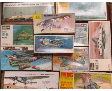 Monogram and other aeroplane kits, Frog 1:72 International Scale Gramma Intruder, Hasegawa Grummam V-1B Mohawk, Airfix, etc.,
