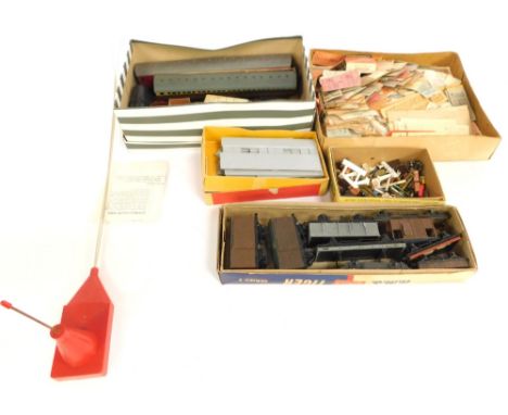 OO gauge and other train related items, to include carriages, train ticket stubs, etc, unboxed. (a quantity)