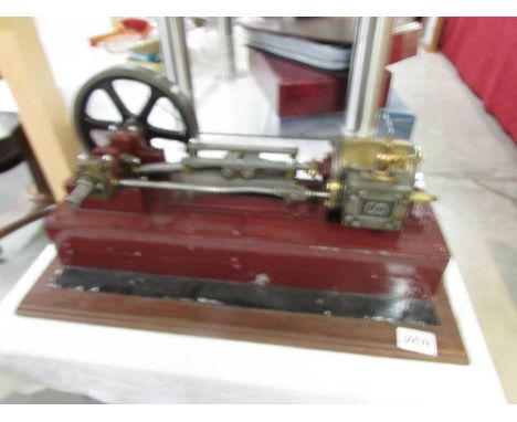 A Simplex/Stuart Turner single cylinder mill engine.