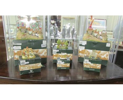 Six boxed Lilliput Lane cottages including two limited edition Gold Hill, Shaftesbury.Bridge house Ambleside, Bluebell wood, 
