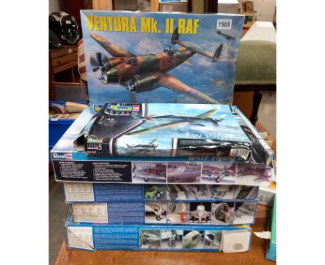 5 large boxed Revell model kits including Junkers JU-88C-6 night fighter and B-17F Flying fortress COLLECT ONLY 