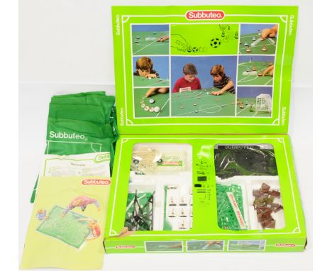Subbuteo 60240 a boxed set, not checked for completion or correctness. Conditions generally appear Fair to Good in generally 