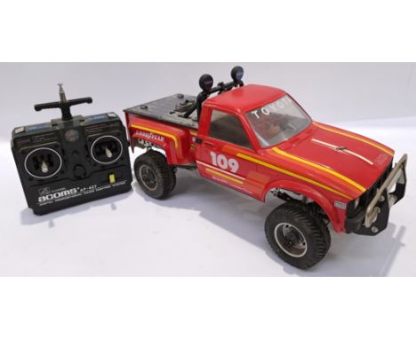 Tamiya, Toyota 4X4 Pick Up 1:10 Scale RC Car. Although unchecked for completeness or if in working order condition appears ge