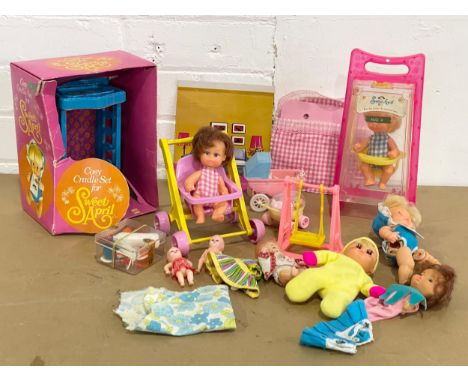 A collection of vintage dolls etc. Sweet April etc. 