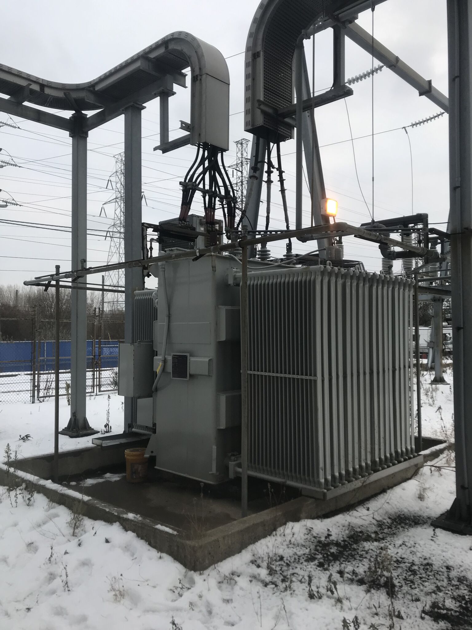 T&R Electrical Supp Inc. Transformer, 13.8/4160 Volt