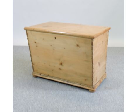 A pine trunk, of tapered form, 79cm