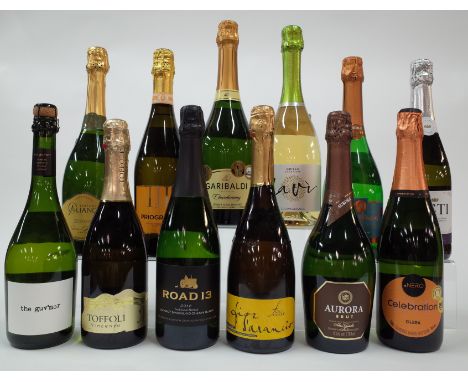 12 BOTTLES CANADIAN, ITALIAN, SPANISH AND BRAZILIAN SPARKLING WINEFélix Solís The Guv'nor; Vincenzo Toffoli Maria Extra Dry 2