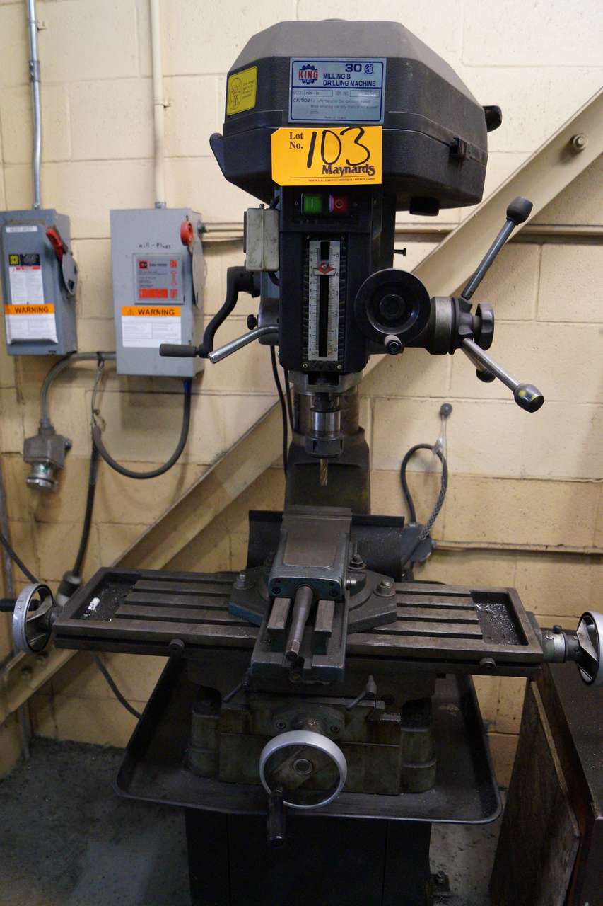 King PDM30 Vertical Milling & Drilling Machine w/ Quick Change Chuck, TSlotted Table, & (1) Mac