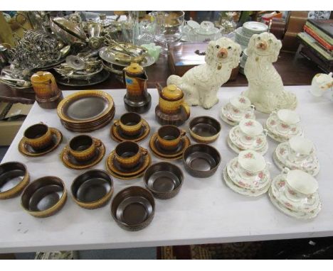 A Wedgwood Sienna dinner and tea service, along with a Royal Albert Tranquility pattern set of six cups, saucers and side pla