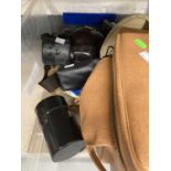 Cameras & Photographic Equipment: