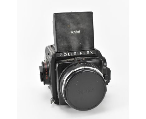 A Rolleiflex SL 66 SE film SLR camera, with Planar 1:2,8 f=80mm lens, Nr 8108469, in black with built-in light meter, with bo