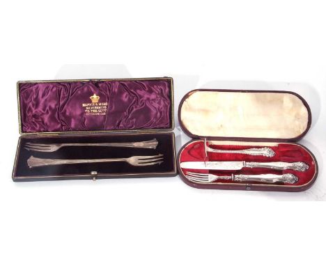 Mixed Lot: cased late Victorian pair of silver long handled pickle forks, Sheffield 1893/5, maker's mark Mappin &amp; Webb, t