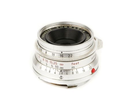 A Leitz Summaron f/2.8 35mm Lens, 1960, chrome, serial no. 1808520, body, VG, elements, VG, some very light cleaning marks