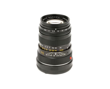 A Leitz Tele-Elmarit f/2.8 90mm Lens, 1978, black, serial no. 2941531, body, VG-E, elements, VG-E, some light internal haze, 