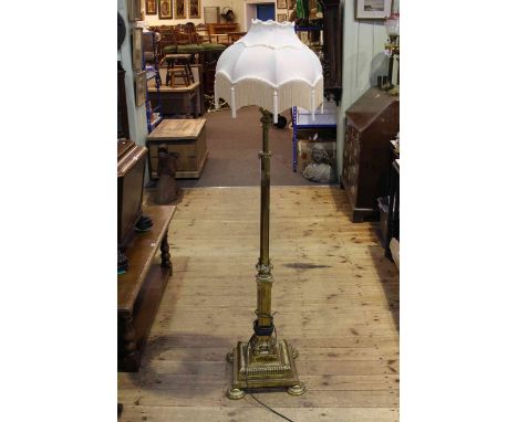 Reeded brass telescopic standard lamp and shade