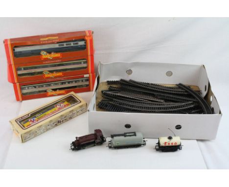 Group of Hornby OO gauge model railway to include Stewarts &amp; Lloyds Corby 205 0-4-0 locomotive, 4 x boxed items of rollin