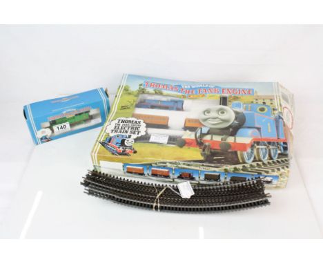Boxed Hornby OO gauge The World of Thomas The Tank Engine R838 electric train set with Thomas locomotive, Annie &amp; Clarabe