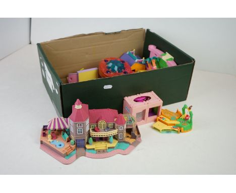 14 x  playworn Bluebird &amp; Mattel Polly Pocket sets, unchecked for completeness. 