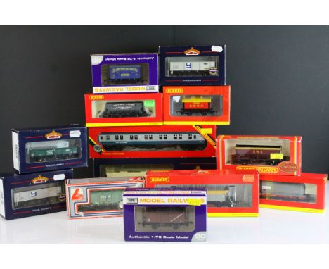 13 Boxed OO gauge items of rolling stock to include 6 x Hornby, 4 x Bachmann, 2 x Dapol and 1 x Lima, include Bachmann 34651A