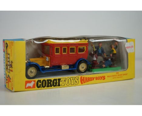 Boxed Corgi 805 Hardy Boys 912 Rolls Royce Silver Ghost with figures, complete with 5 x figures, diecast near mint, box excel