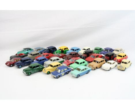 31 Dinky &amp; Corgi diecast models, mainly from the 1960s, play wear with some repaints, includes Dinky Triumph, Dinky Vangu