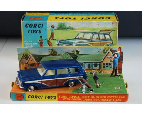 Boxed Corgi 440 Ford Consul Cortina Super Estate Car diecast model complete with all accessory figures,  diecast excellent, g