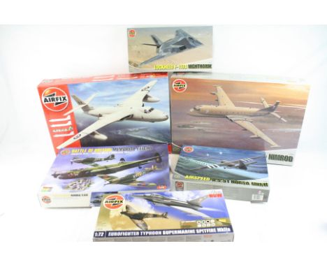 Six 1:72 scale boxed Airfix unbuilt plastic model kits to include Lockheed F-1167A Nighthawk, Airspeed A.S.51 Horsa MkI/II, E