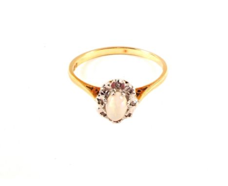 An 18ct Gold Opal set ring, size P