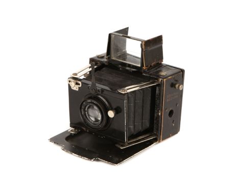 An Ernemann Klapp-4.5x6cm Camera, 1911-20, black, serial no. 438317, with C.P. Goerz Dogmar f/4.5 75mm lens, black, serial no