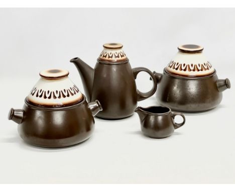 Goebel Pottery. A 4 piece West German Mid Century ‘Rhone’ dinner/coffee service, by Goebel Pottery. A pair of tureens 24x19x1