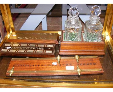A rosewood and mother of pearl cribbage board, together with snooker scoreboard etc.