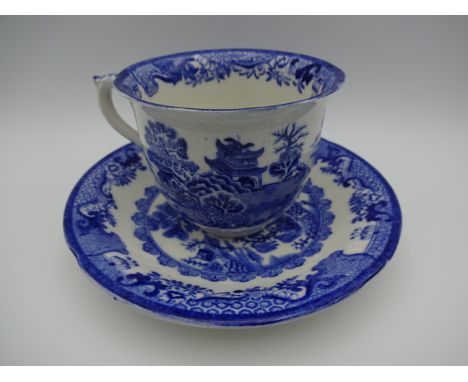 8 PIECE ROYAL WORCESTER BLUE AND WHITE TEA SET