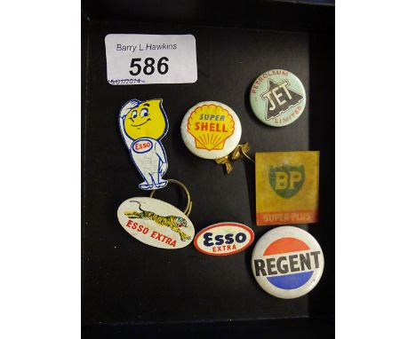 7 PETROLIANA BADGES ESSO JET BP SHELL