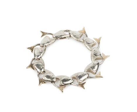 Brett PayneSilver and 9ct gold fish-link braceletsigned 'BP', Sheffield hallmarks for 199620.8cm long.Surface wear, scuffs, s