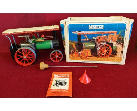 BOXED MAMOD TRACTION ENGINE APPEARS IN REASONABLE USED CONDITION, NOT TESTED