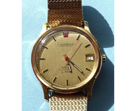 Omega, a Constellation Chronometer Electronic F300Hz wrist watch, the gilt dial with baton numerals and date aperture at '3',