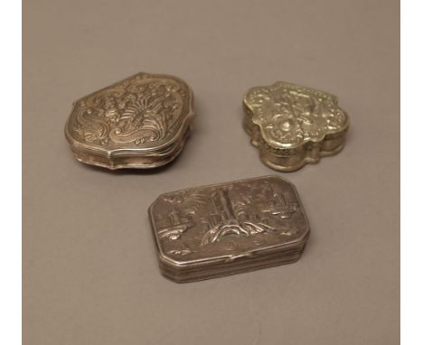 Foreign and plated wares, comprising; a cartouche shaped snuff box, the cover decorated with fruit within borders of scrolls,