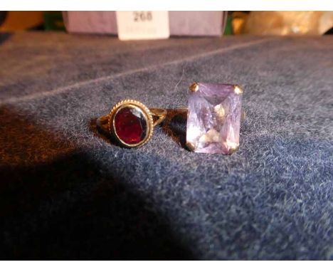 9ct Garnet and 9ct Amethyst rings 9g gross